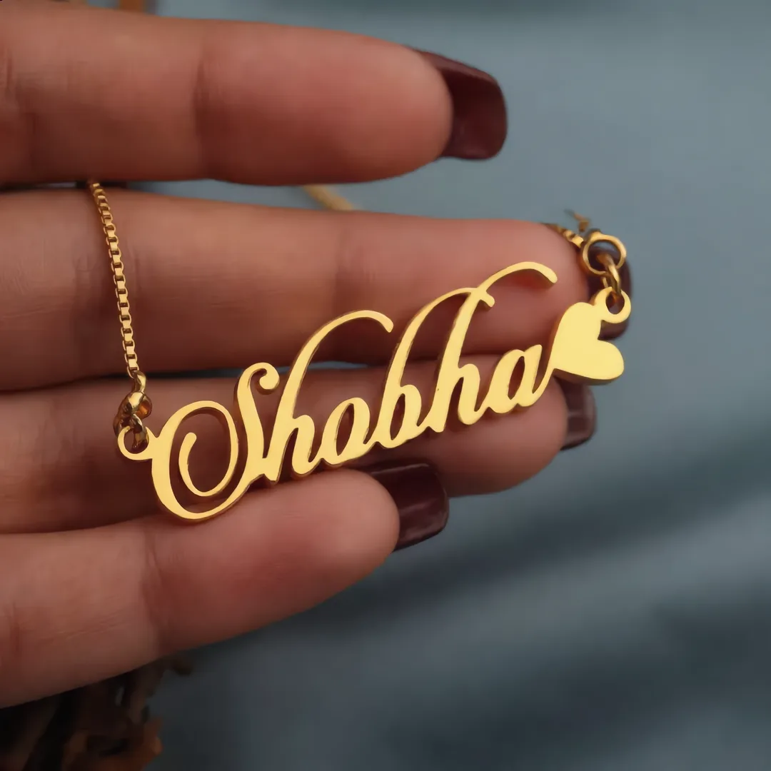 Candlescript Heart Style Name Necklace โ hand view Candlescript Heart Style Name Necklace Shobha hand product photo