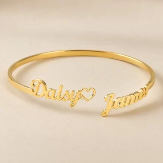 Couple Name With Heart Kada macro close-up – personalized jewellery