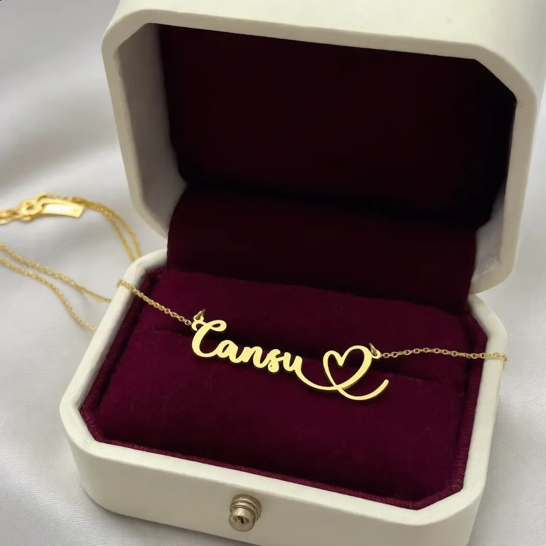 Curvy Heart Name Necklace – Cansu gift product image