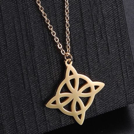 Celtic Knot Necklace - 99 Customized Jewellery