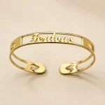Box Style Name Kada macro close-up – personalized jewellery