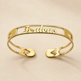 Box Style Name Kada macro close-up – personalized jewellery