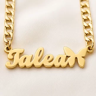 Butterfly Name Bracelet macro close-up – personalized jewellery