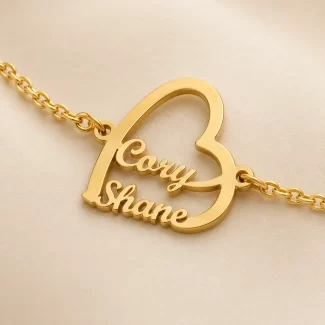 Couple Big Heart Name Bracelet macro close-up – personalized jewellery