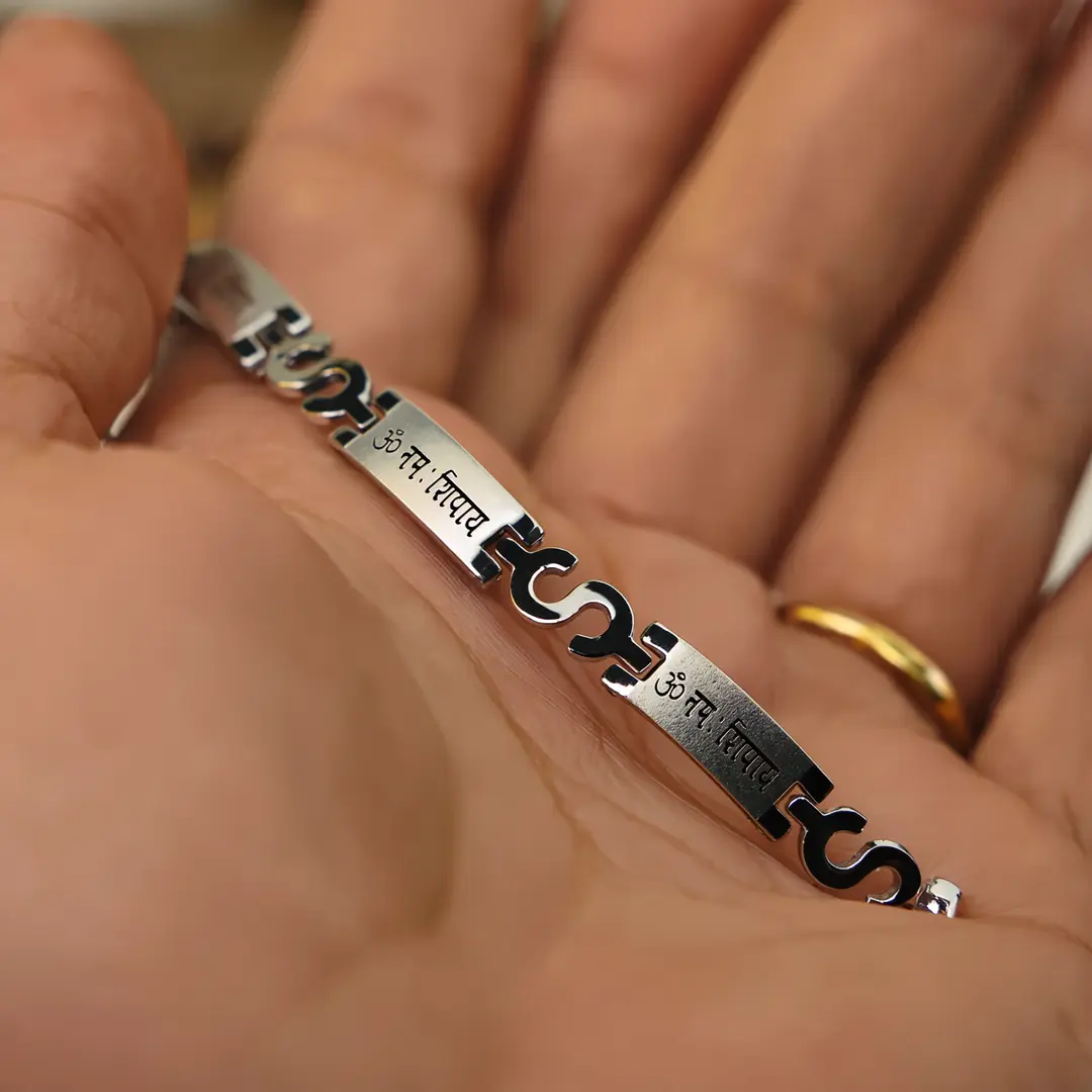 Om Namah Shivay Silver Bracelet hand-held detail view