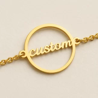 Round Name Bracelet macro close-up – personalized jewellery