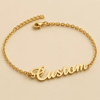 Simple Name Bracelet macro close-up – personalized jewellery