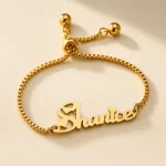 Small Heart Design Name Bracelet macro close-up – personalized jewellery